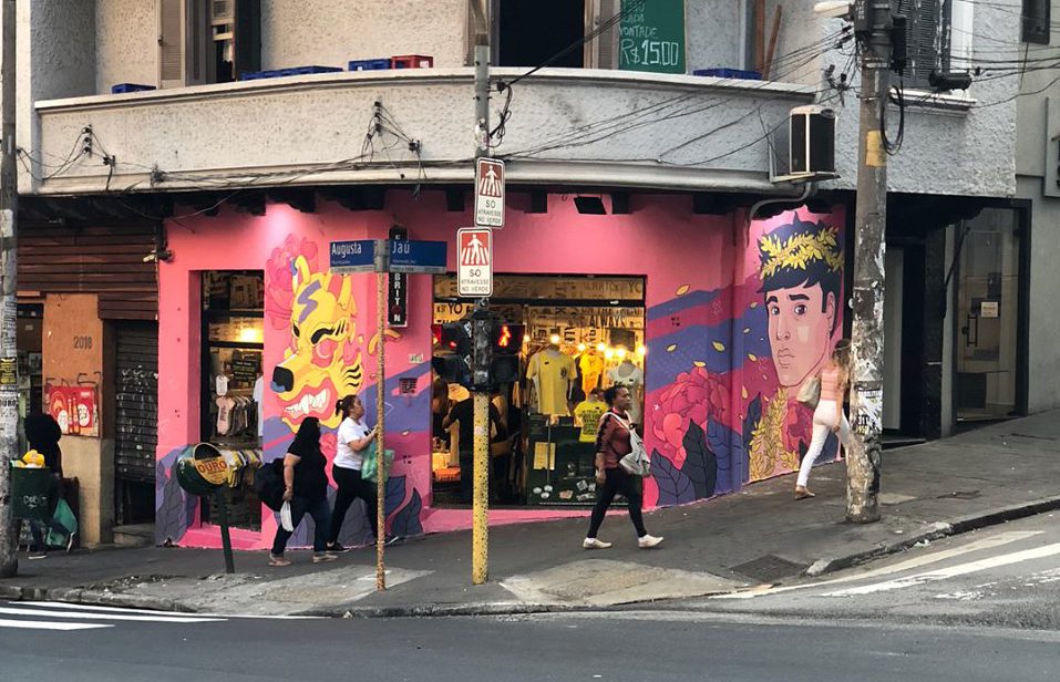 A fachada #106 é de Marmota Vs&nbsp;Milky