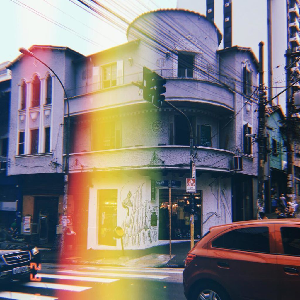 Nossa fachada #105 por Tom&nbsp;Carvalho