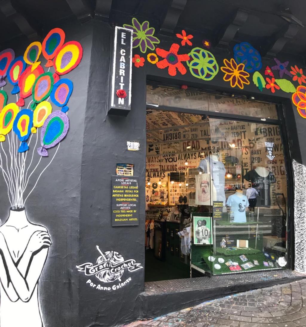 Anne Galante e seu&nbsp;Graficrochet