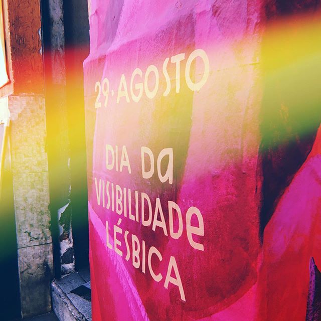 Pintura dia da visibilidade lesbica