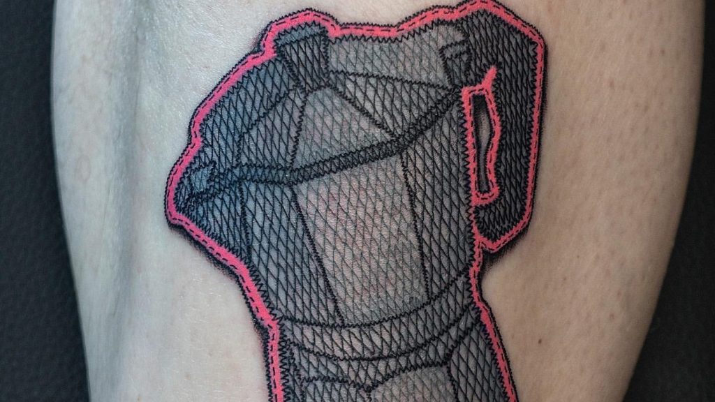 Patch Tattoos: Tatuagens que simulam bordados tem feito sucesso no mundo&nbsp;todo